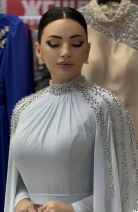 Вечернее платье  в пол