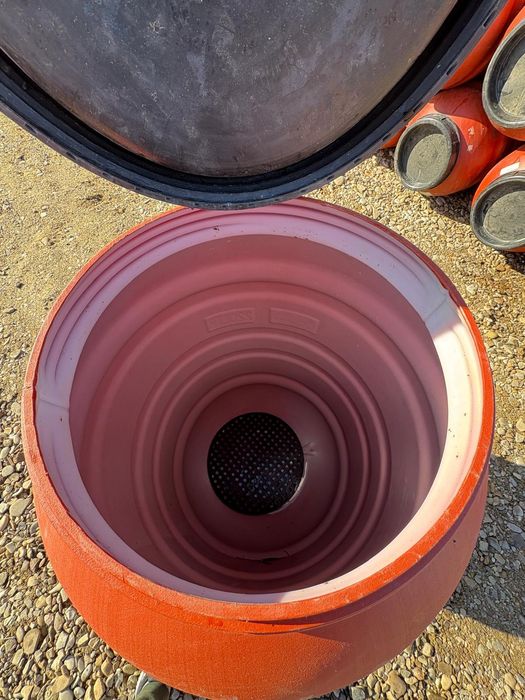 Butoaie de plastic groase 220L