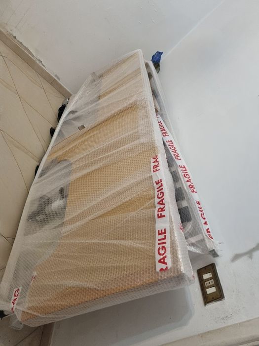 Vând pat electric medical