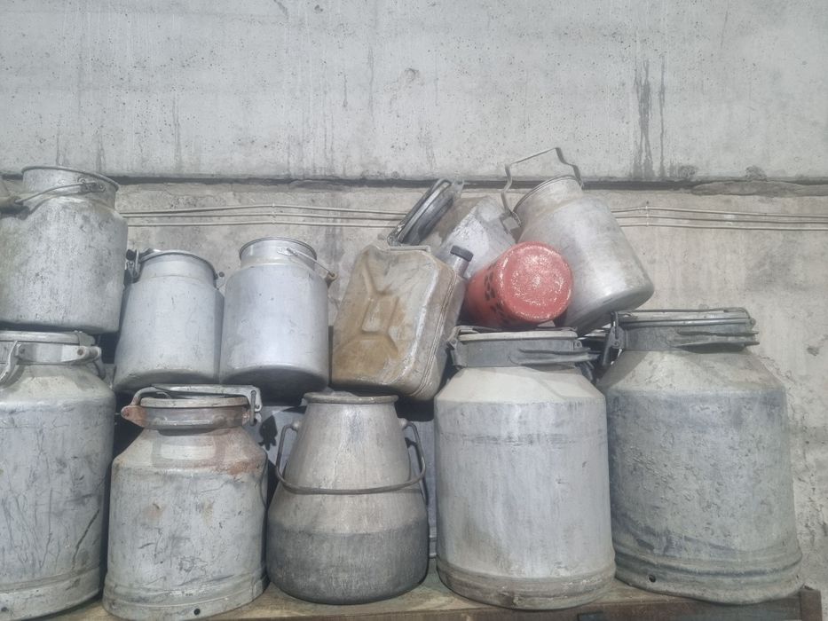 Казаны, сковородки, кострюли б/у