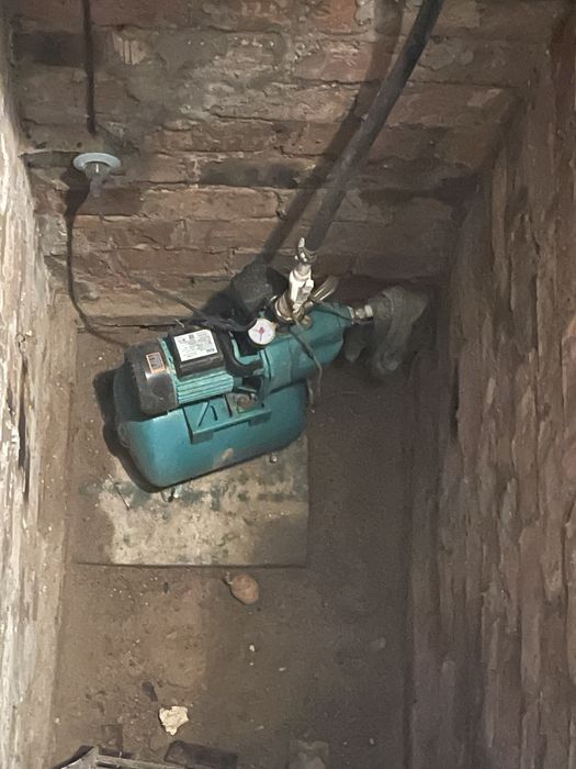 Продам 7 соток в городе — дом + недострой под ваши идеи