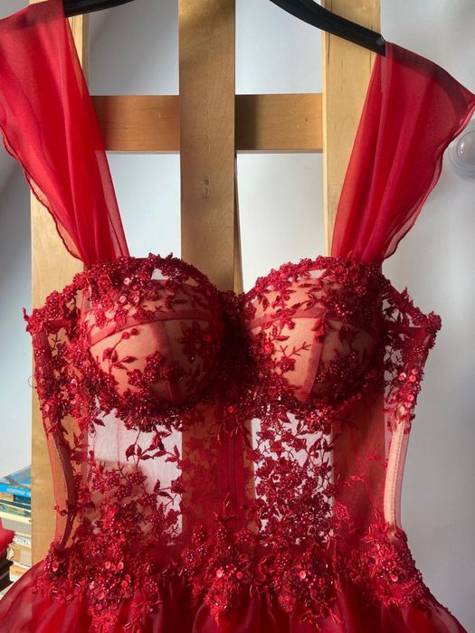 Rochie de ocazie facuta la comanda