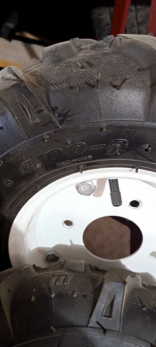 гуми с джанти 4х8