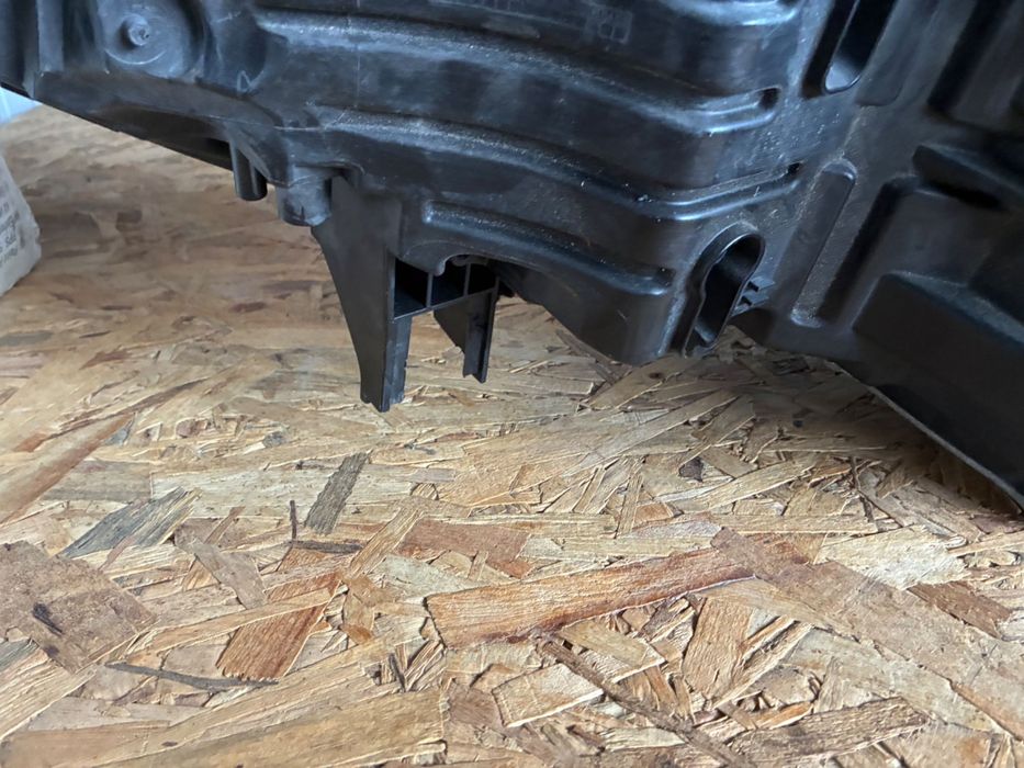 Alfa Romeo Stelvio Алфа Ромео Стелвио. Десен фар. Би-ксенон. 50552984.