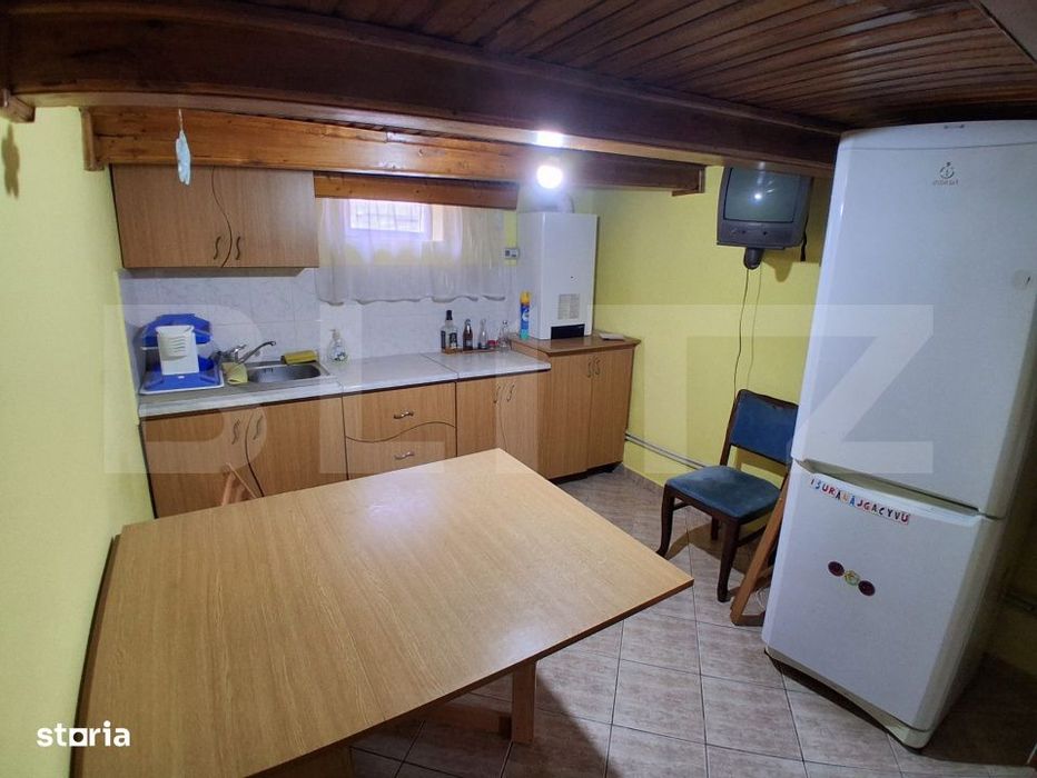 Casa cu 3 camere, 120 mp, teren 1000mp, centura Jiu