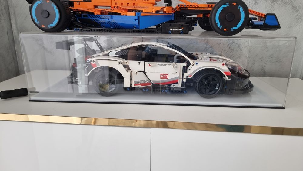 Vitrina plexiglas  pentru lego
