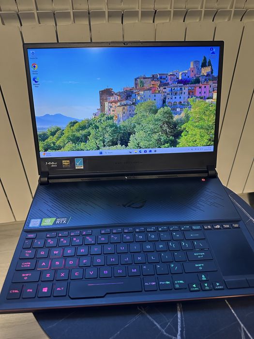 Laptop ASUS ROG Zephyrus S GX531GX – RTX 2080 8GB / i7-8750H / 16GB RAM / 144Hz Premium Gaming