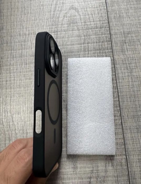husa iphone 16 pro