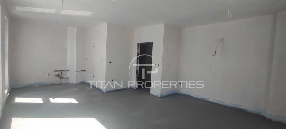 Продава се Тристаен апартамент в Пловдив, Христо Смирненски - 147 кв.м за 1000 €/кв.м - Снимка #1