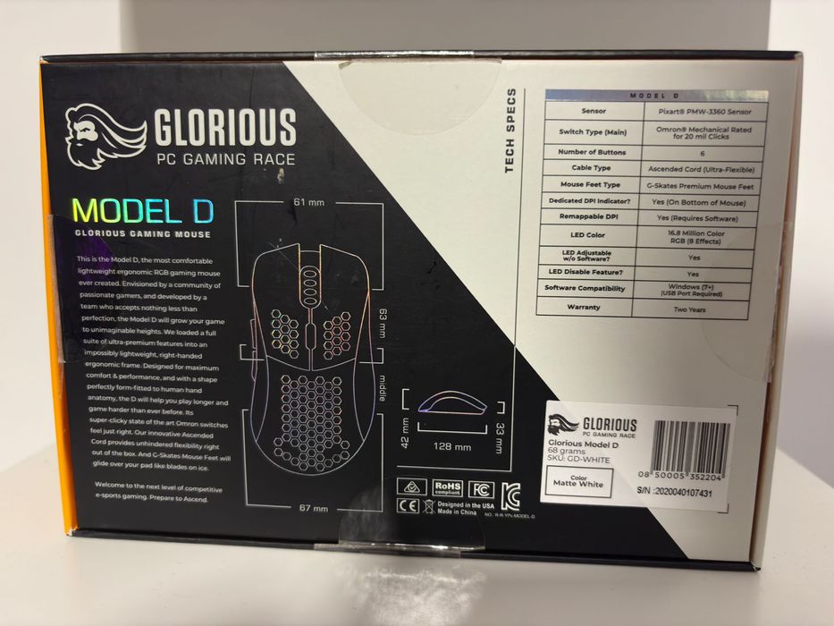 Mouse gaming Glorious model D alb mat
