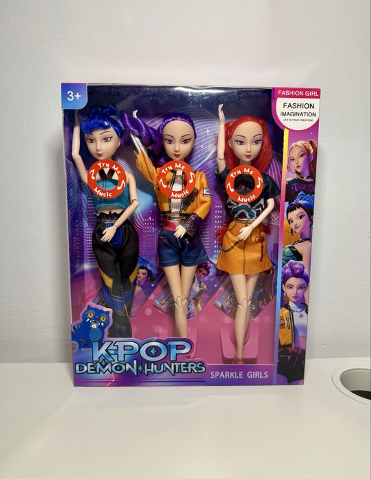 Papusi Muzicale - K-Pop Demon Hunters (30cm)