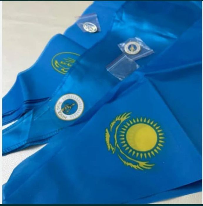 Продам голубые галстуки