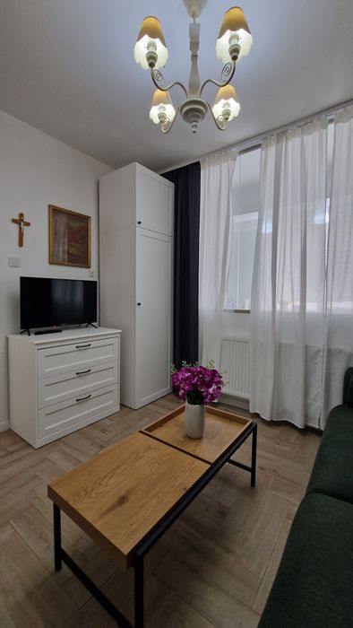 Apartament 2 camere de închiriat – Centru
