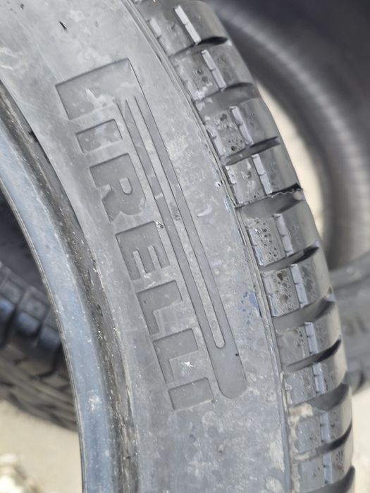 265 40 18 Pirelli