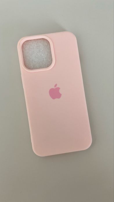 Чехол на iPhone 13 Pro