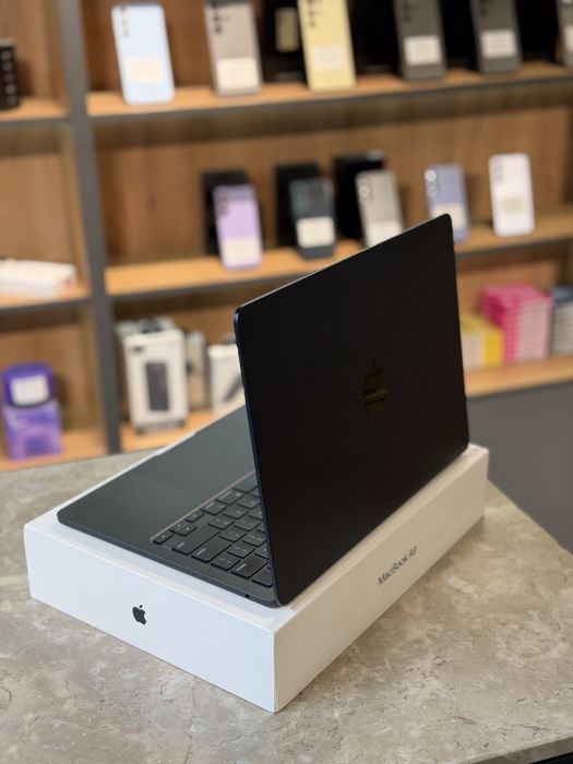 MacBook Air M2 / PhoneLab