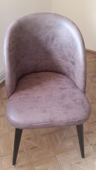 Мягкие кухонные стулья