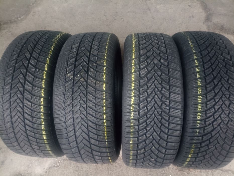 4 anvelope de iarna Bridgestone 2x235/55 R19 dot1521 2x255/50 R19