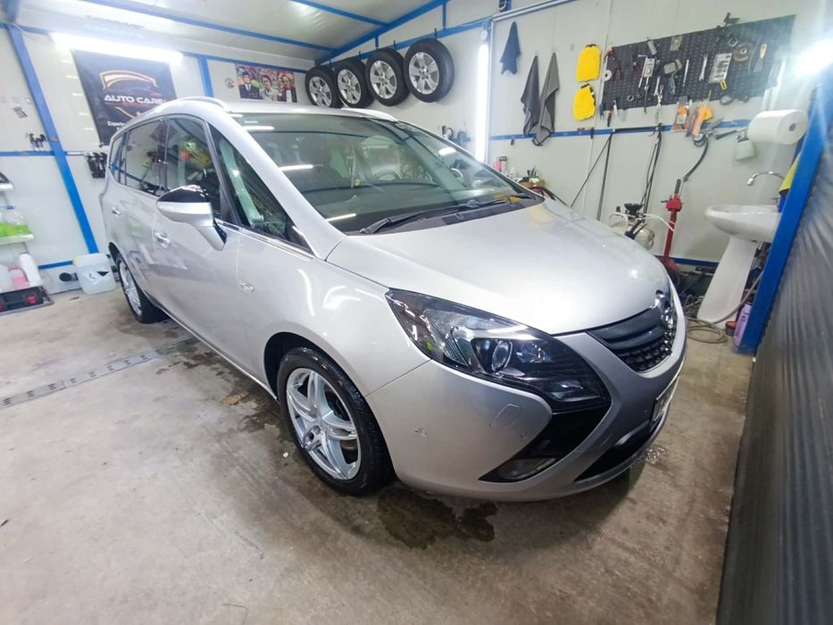 Opel Zafira Tourer 2.0 CDTI  Automat 7 Locuri