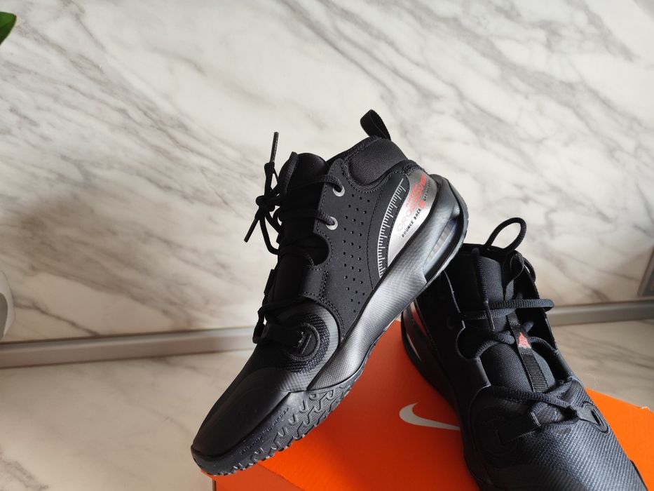 Маратонки Найк, nike