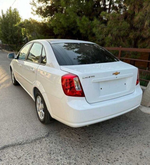 chevrolet gentra rassrochkaga