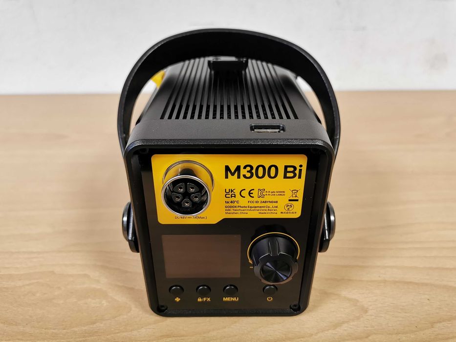 Godox KNOWLED M300Bi 330W Bi-Color диодно постоянно осветление