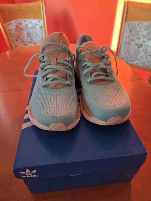Маратонки  Adidas 43 1/3