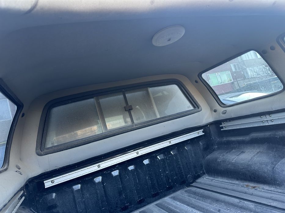 Хардтоп за Nissan Navara – В много добро състояние