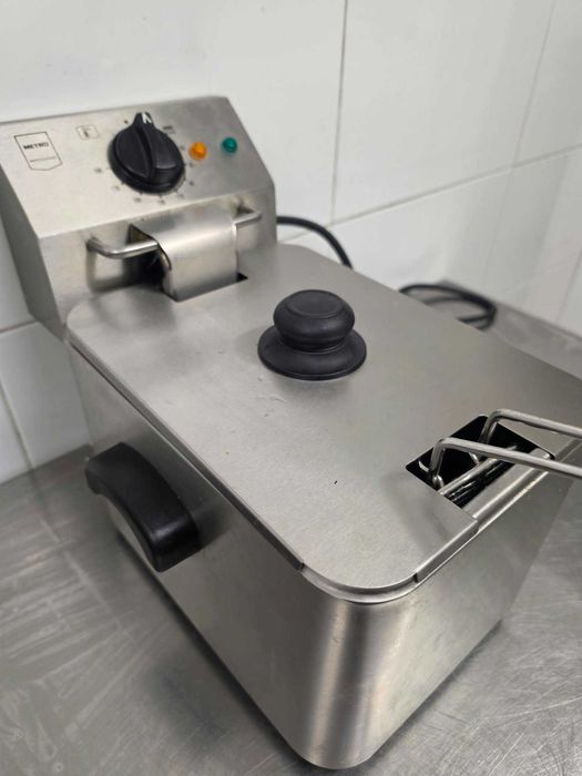 Професионален фритюрник METRO Professional 2.5kW