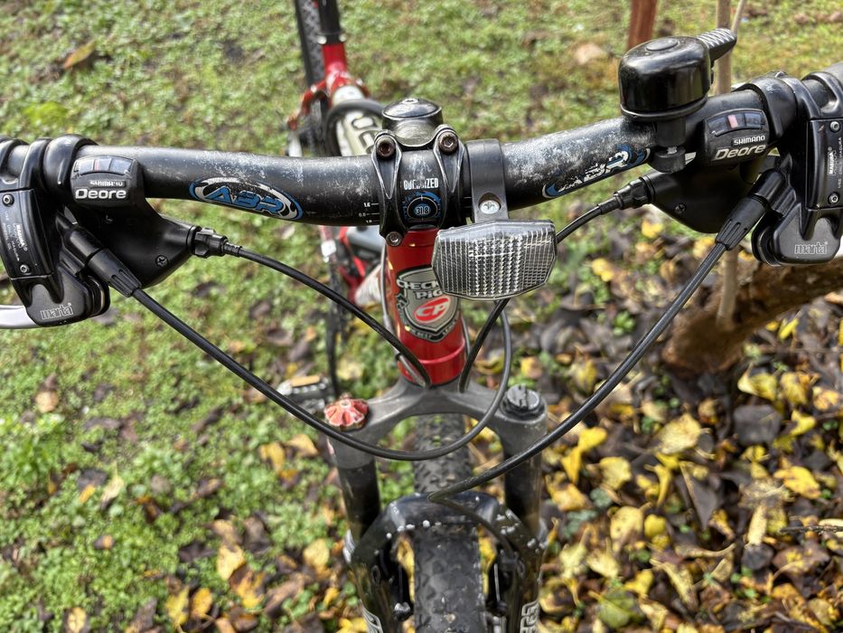 Bicicleta cu  roti pe 26