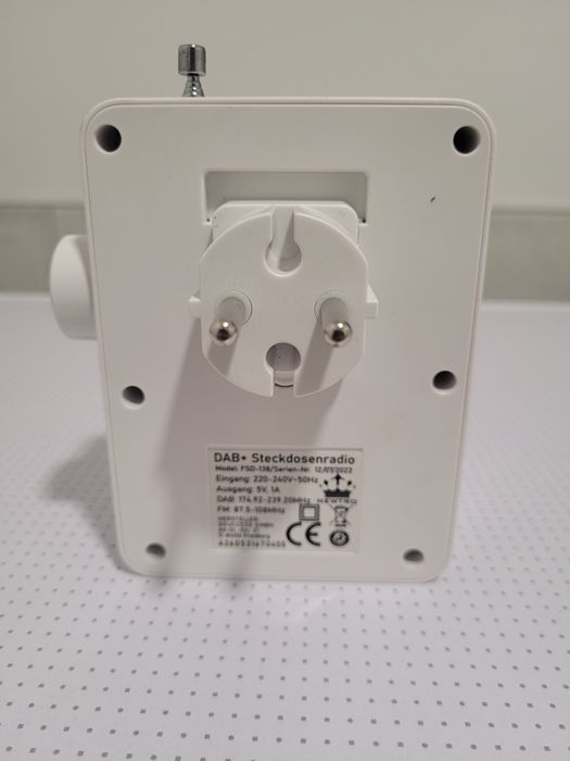 Radio de priza cu display digital FM Newtro FSD-138