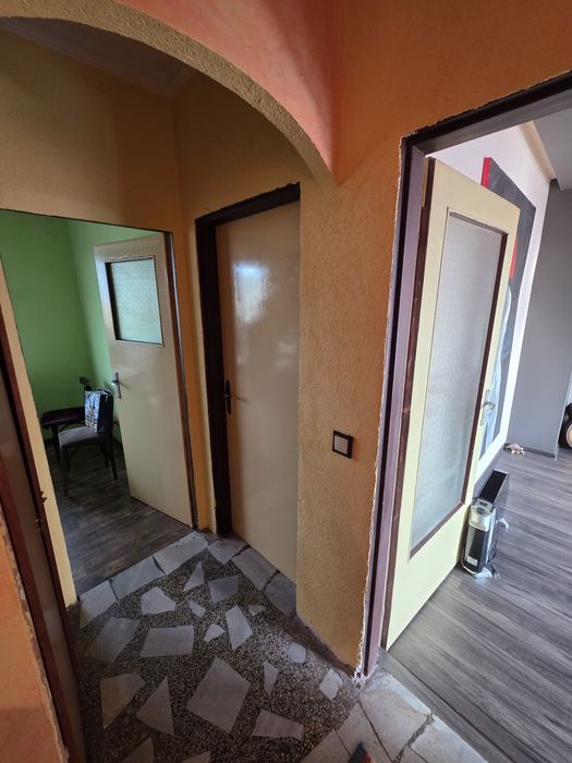 Продава се Тристаен апартамент в Лом - 80 кв.м за 563 €/кв.м - Снимка #7