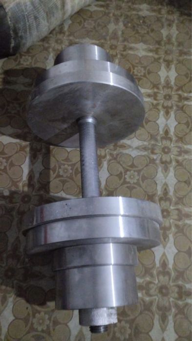 Гантели 30 киллограм каждая