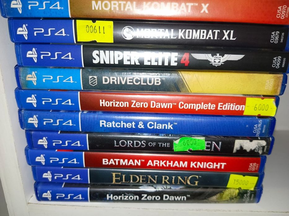 Продам PS 4 слим с дисками