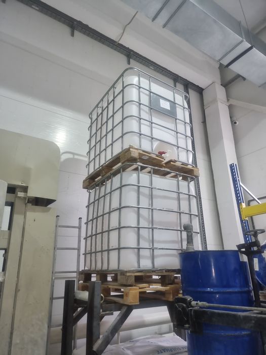 Продам еврокубы 1000 л