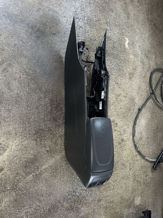 Кожен салон комплект за Опел Инсигния B комби след 2017г.!