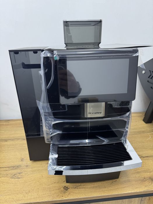 Кофемашина Dr Coffee F11 Big Plus с холодильником в комплекте