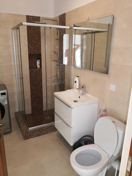 Apartament de închiriat – 2 dormitoare | 50 mp | zona VIVO | 475€