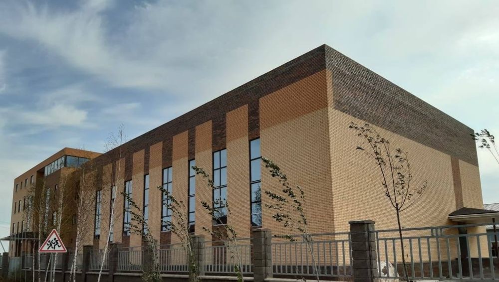 Продам кирпич облицовочный, лицевой, строиьельный