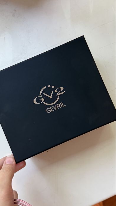 Часы женские Gevril Gv2