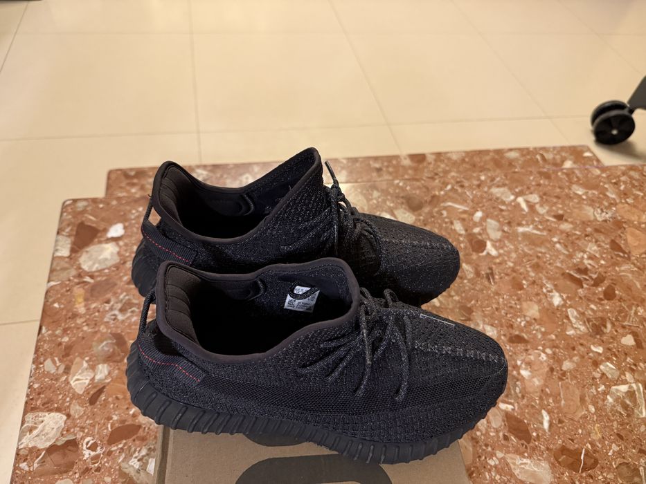 Adidas Yeezy boost 360
