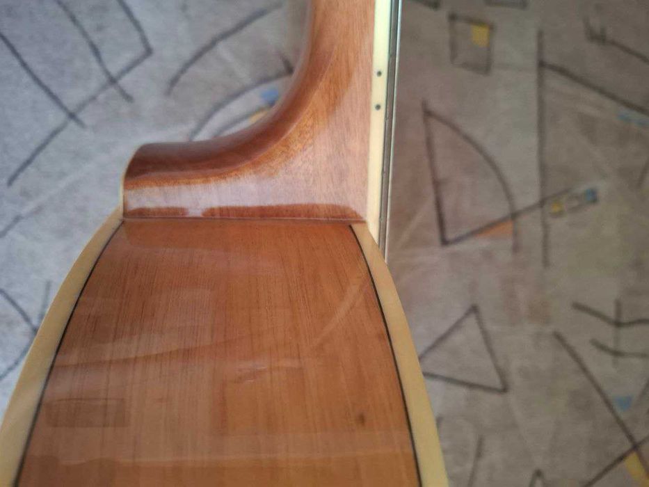 Акустическая гитара Adagio + аксессуары