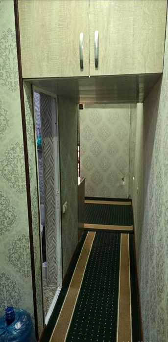 Срочно 1 хонали квартира сотилади 6 микрн