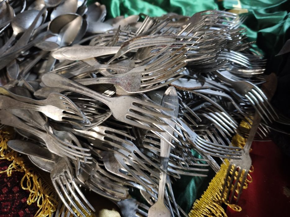 Прибори употребявани,лъжици и вилици