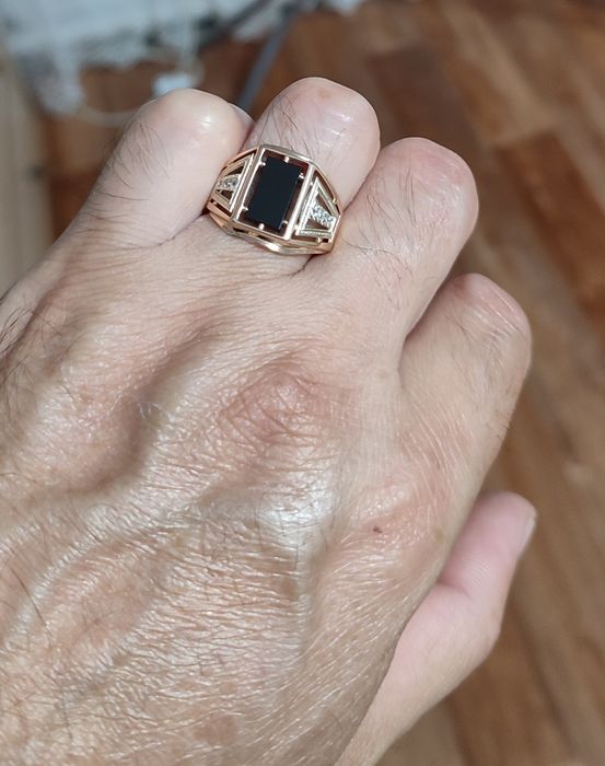 Продам мужскую печатку