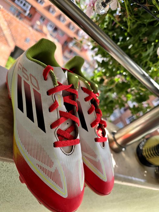 Детски бутонки Adidas