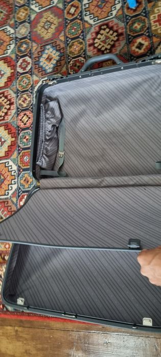 Geanta, valiza, troler Samsonite pe roti cu cifru