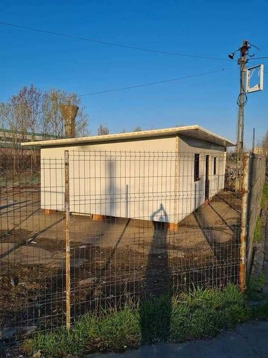 Case pe structura metalica