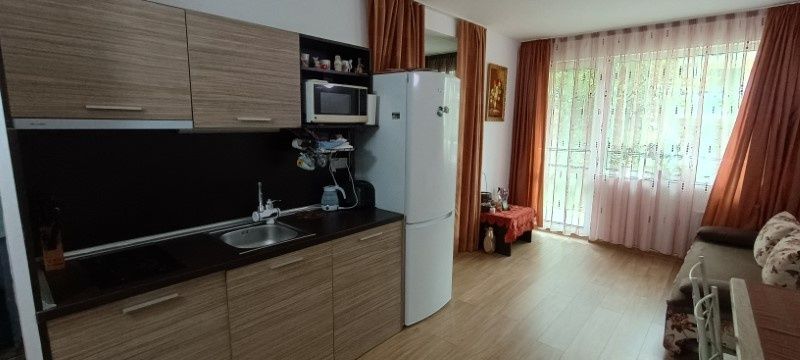 Продава се Двустаен апартамент в Бургас, Сарафово - 52 кв.м за 1404 €/кв.м - Снимка #9