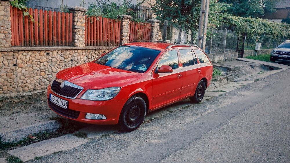 Vând skoda 2011 foarte dotata